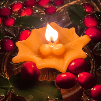 Floating Holly Beeswax Candle